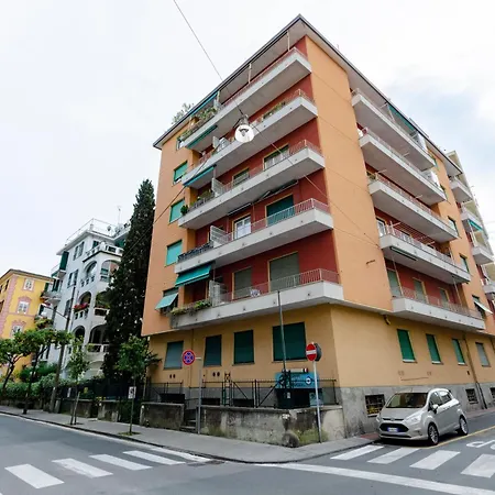 Apartment Joivy Spacious Family Retreat - Two With Balcony *